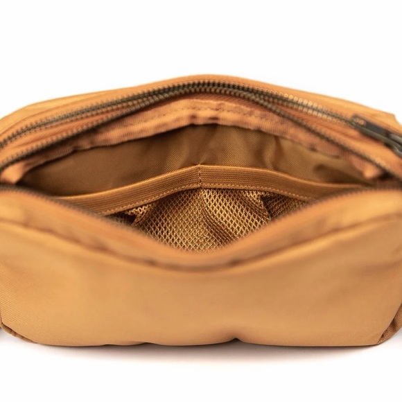 Tobiq Duo Hip Pack and Crossbody - Picture 5 of 8